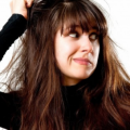 Comment stopper la chute des cheveux et favoriser leur repousse
